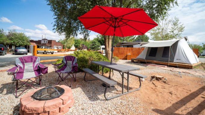 Funstays Glamping Setup Tent In Rv Park #1 Ok-T1 Moab Eksteriør bilde