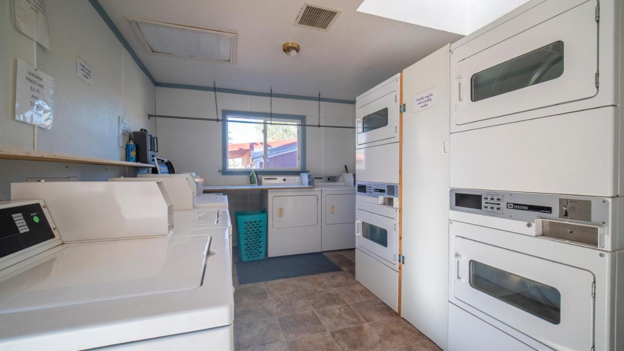 Funstays Glamping Setup Tent In Rv Park #1 Ok-T1 Moab Eksteriør bilde